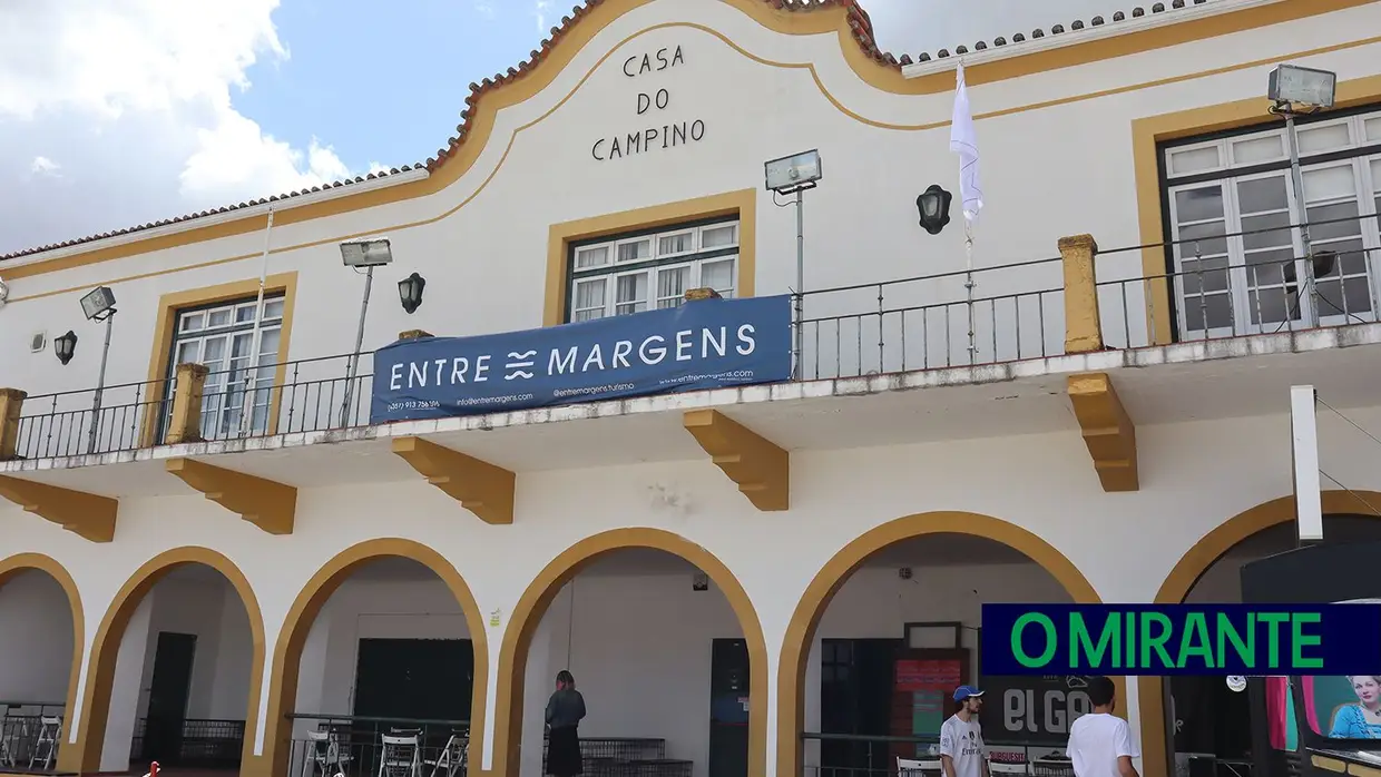 Projecto Entre Margens apresentou-se ao público na Casa do Campino