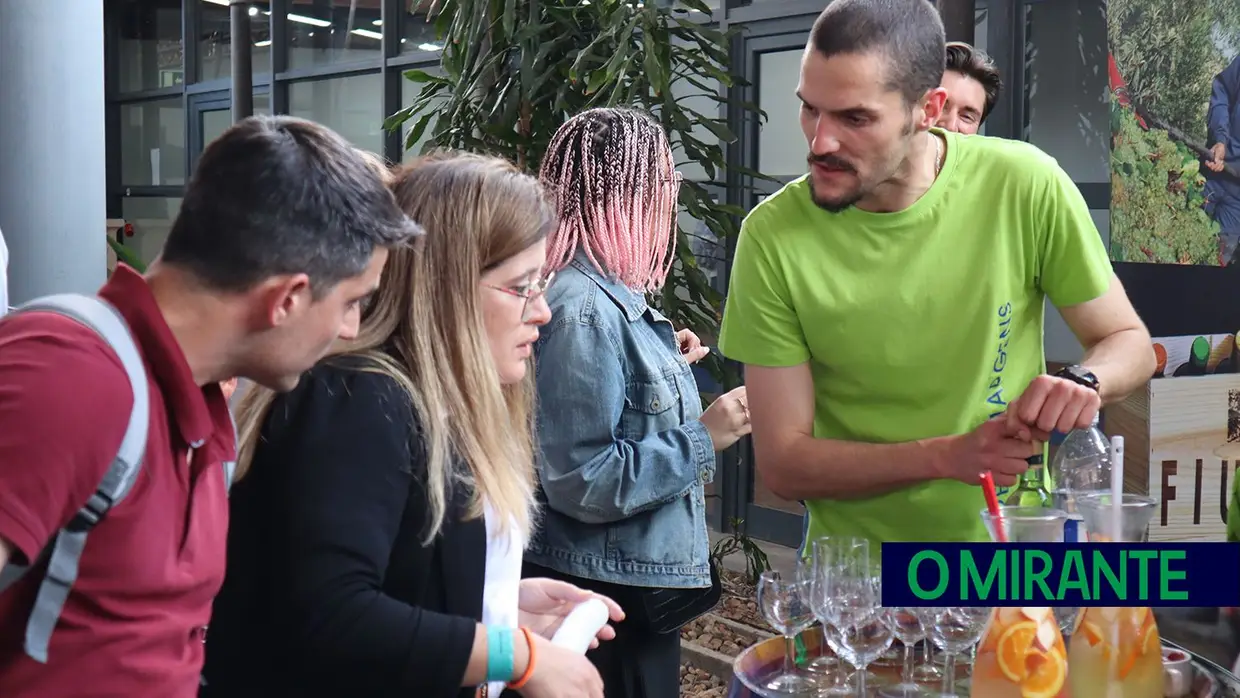 Projecto Entre Margens apresentou-se ao público na Casa do Campino