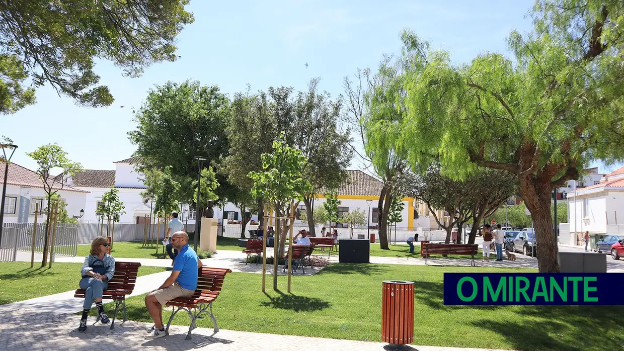 Salvaterra de Magos inaugurou novo jardim da Praça da República