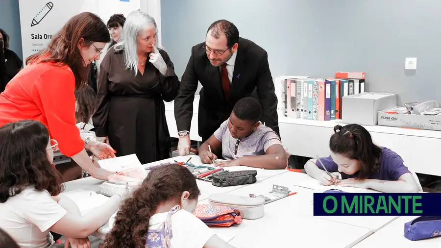 Projecto pioneiro leva a felicidade para dentro de escola de Alcanena Projecto pioneiro leva a felicidade para dentro de escola de Alcanena