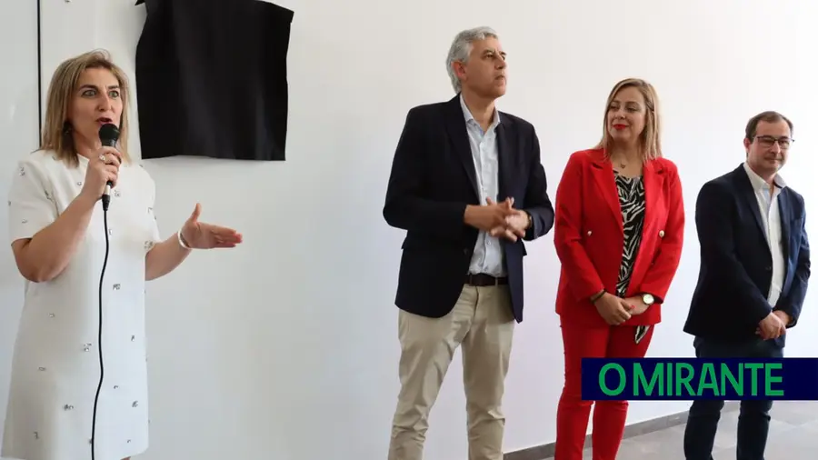 Centro de Peras Ruivas tem um novo espaço ao serviço da população de Ourém Centro de Peras Ruivas tem um novo espaço ao serviço da população de Ourém