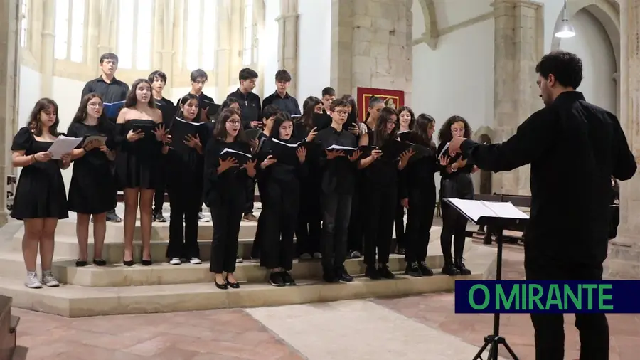 Coro de Jovens do Conservatório de Música de Santarém estreia-se na Igreja de Santa Clara