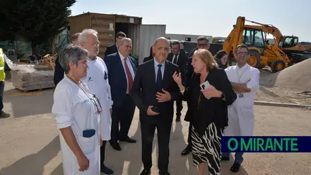 Ministro da Saúde visita Hospital Distrital de Santarém