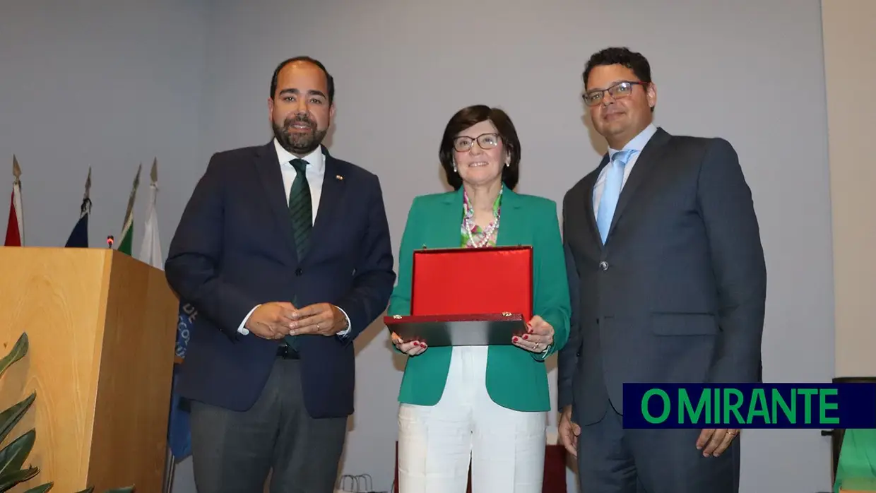 Escola Superior de Saúde de Santarém recebe Medalha de Ouro da Cidade no 10 de Junho