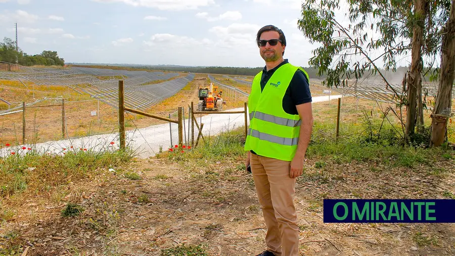 O maior parque solar do país está a nascer nos concelhos de Santarém e Cartaxo O maior parque solar do país está a nascer nos concelhos de Santarém e Cartaxo