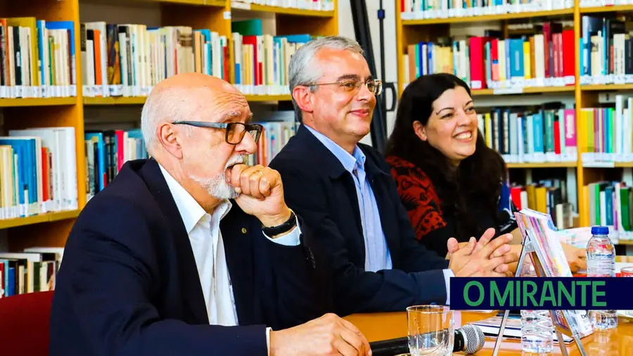 Apresentação do livro “Mosaico Iriado” em Ourém Apresentação do livro “Mosaico Iriado” em Ourém