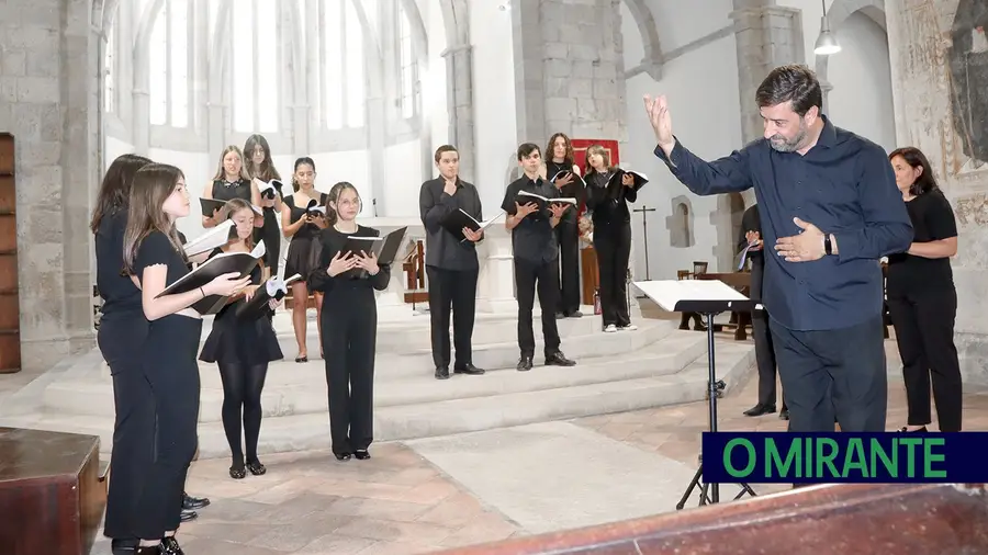 A estreia do Coro de Jovens do Conservatório de Música de Santarém