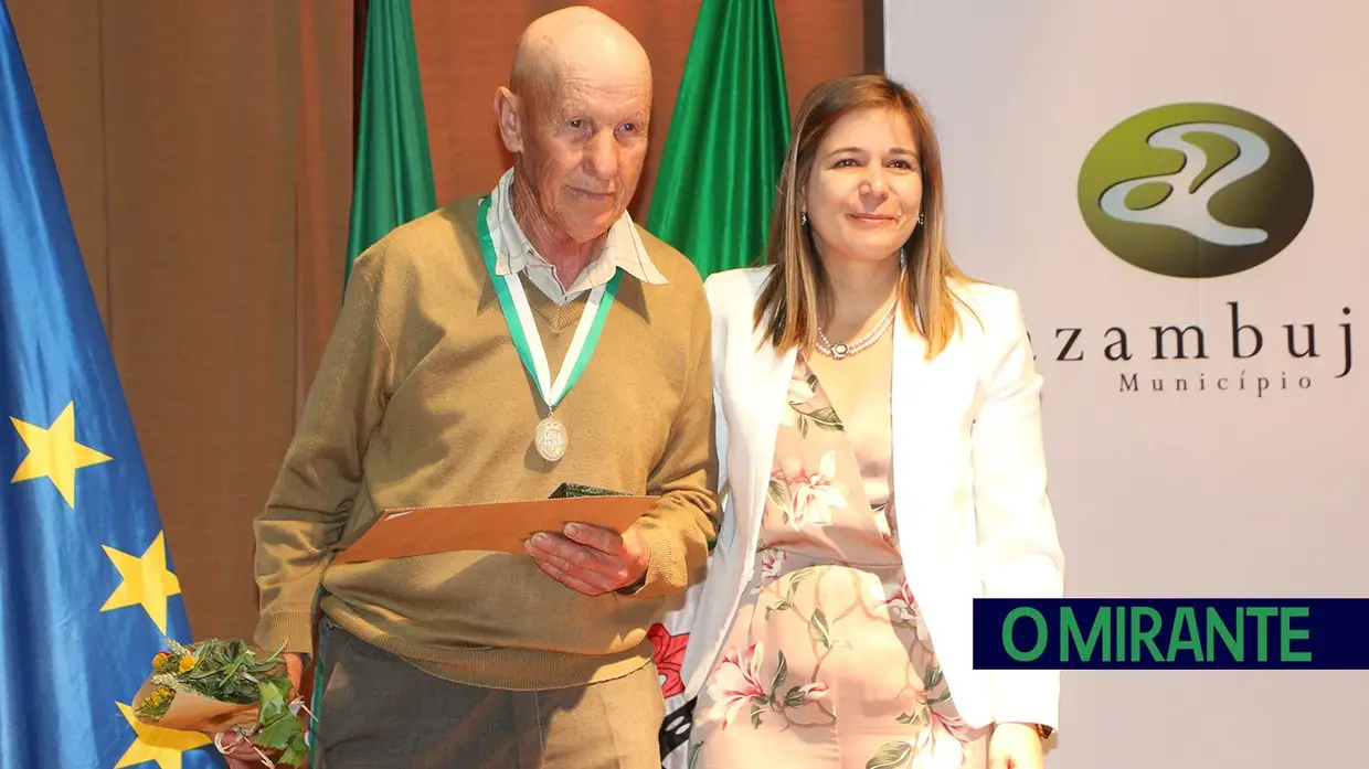 Azambuja homenageia personalidades e entidades no dia do concelho