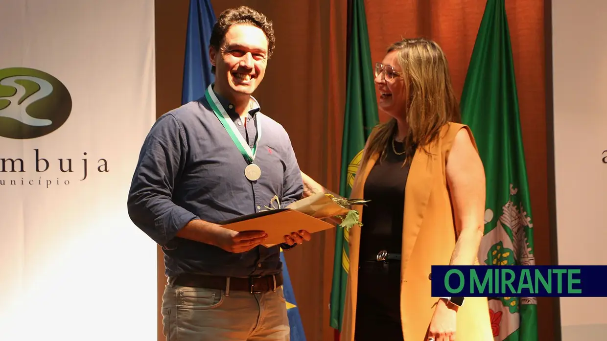 Azambuja homenageia personalidades e entidades no dia do concelho