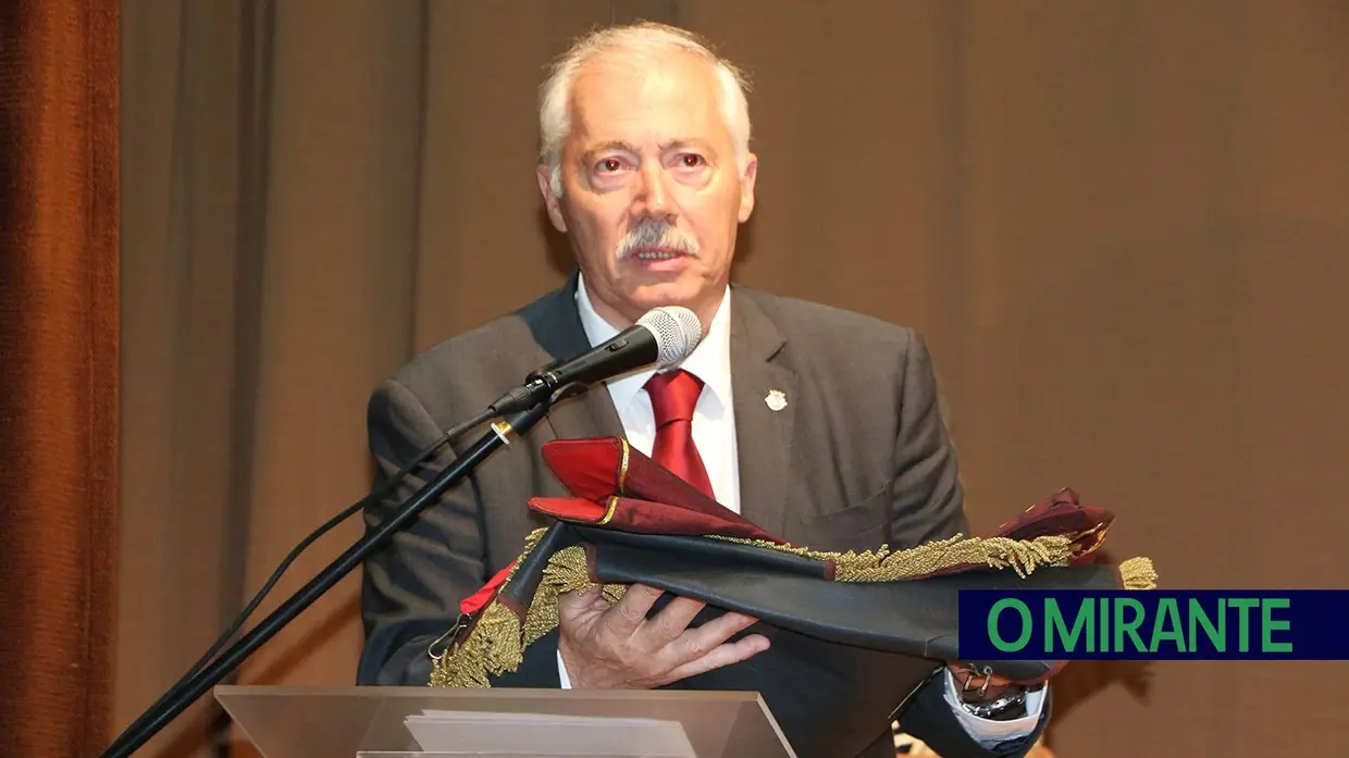 Azambuja homenageia personalidades e entidades no dia do concelho