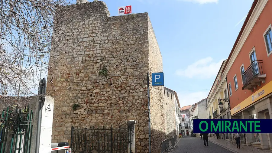 PRR financia reabilitação das muralhas da Rua Pedro Canavarro em Santarém PRR financia reabilitação das muralhas da Rua Pedro Canavarro em Santarém