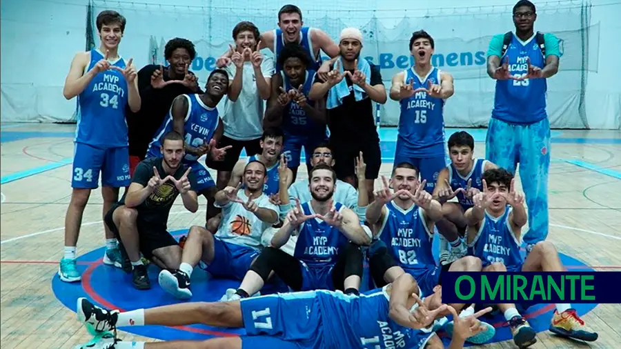 Rio Maior Basket com final de época de grandes decisões