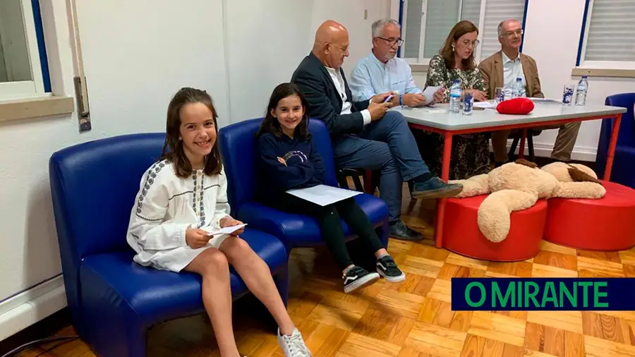 Netos de Santana-Maia Leonardo falam do avô no dia do autor português Netos de Santana-Maia Leonardo falam do avô no dia do autor português