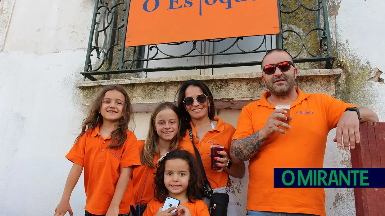 Feira de Maio arrancou com muita música, dança e largada de toiros