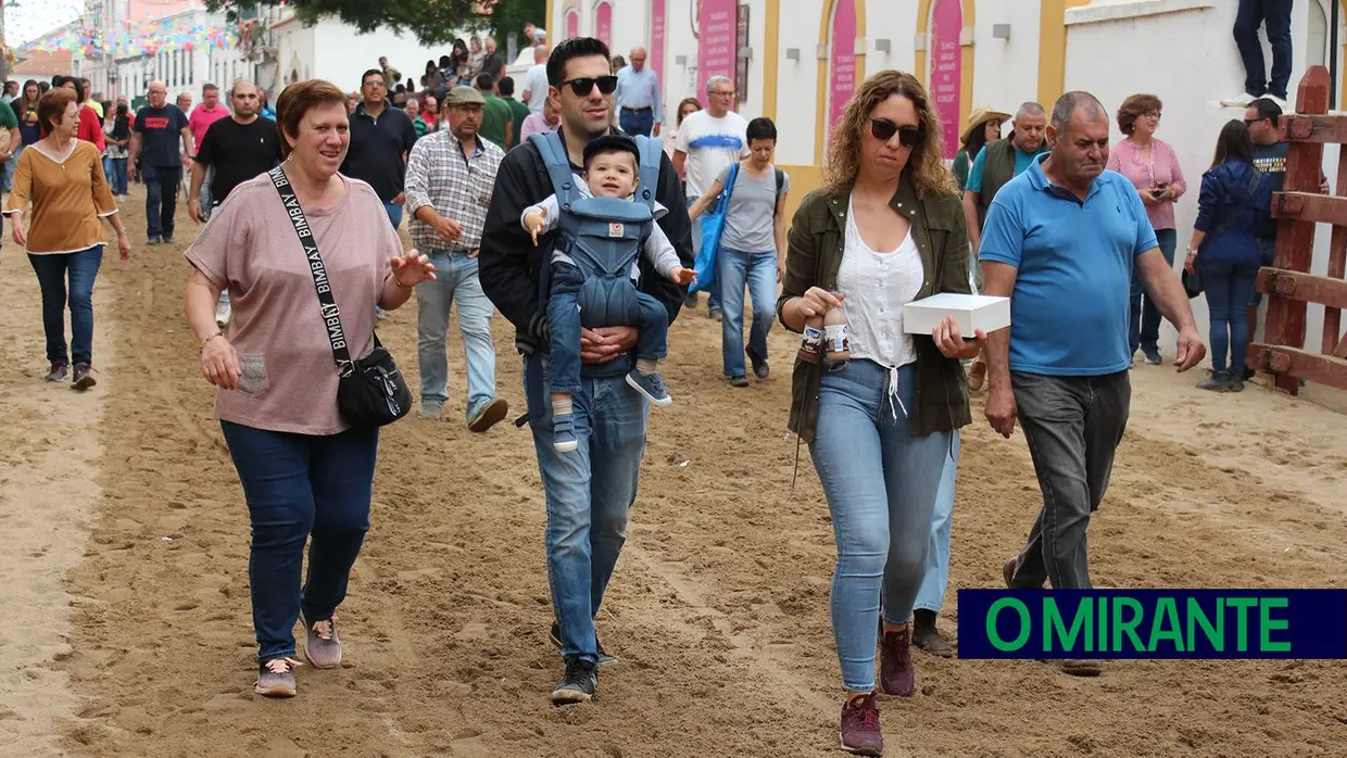 Campino António Gordo homenageado na Feira de Maio