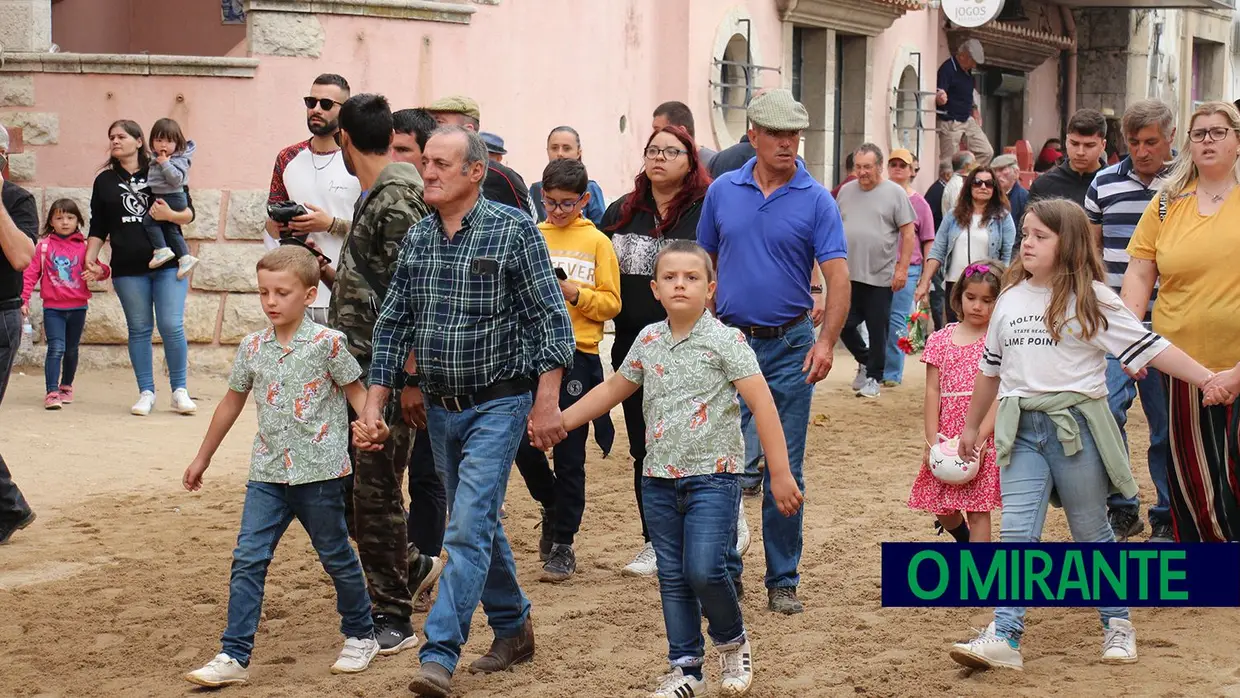 Campino António Gordo homenageado na Feira de Maio