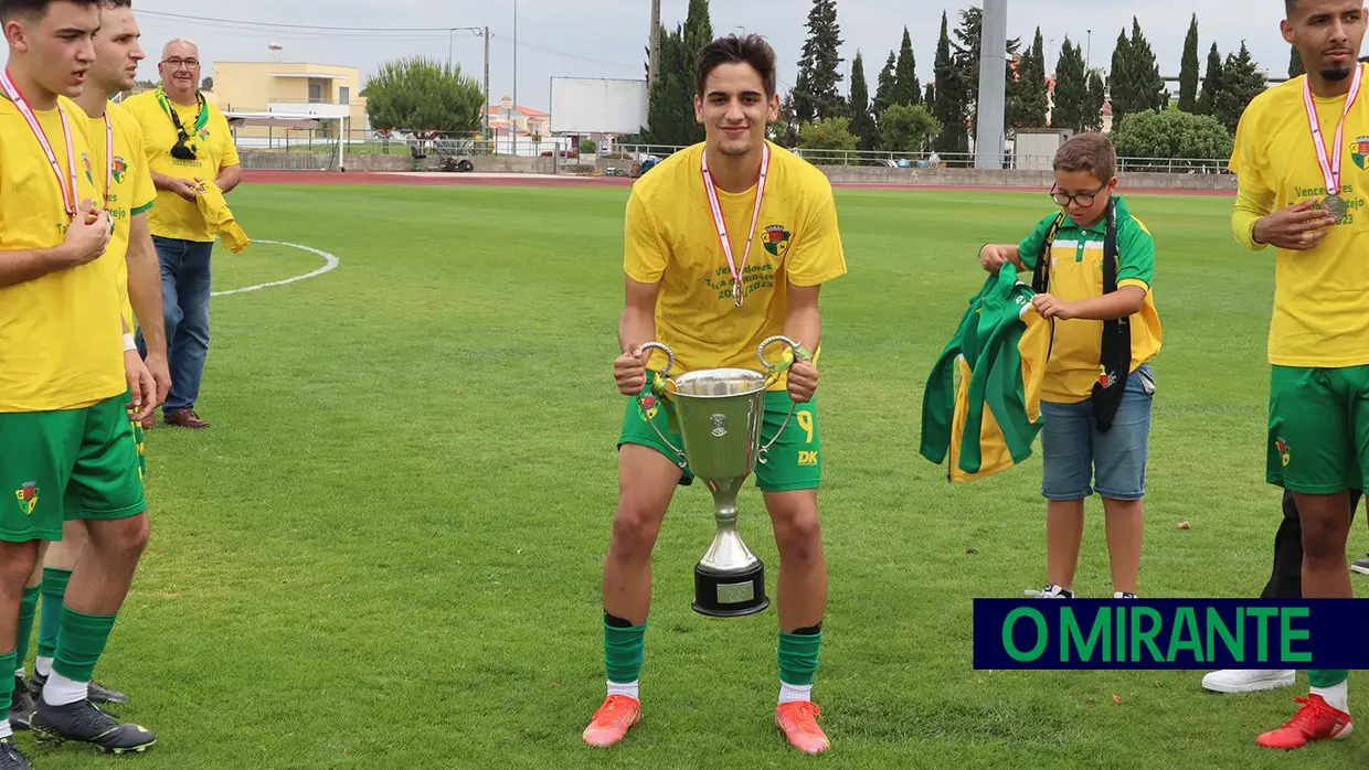 Torres Novas vence Alcanenense e conquista Taça do Ribatejo