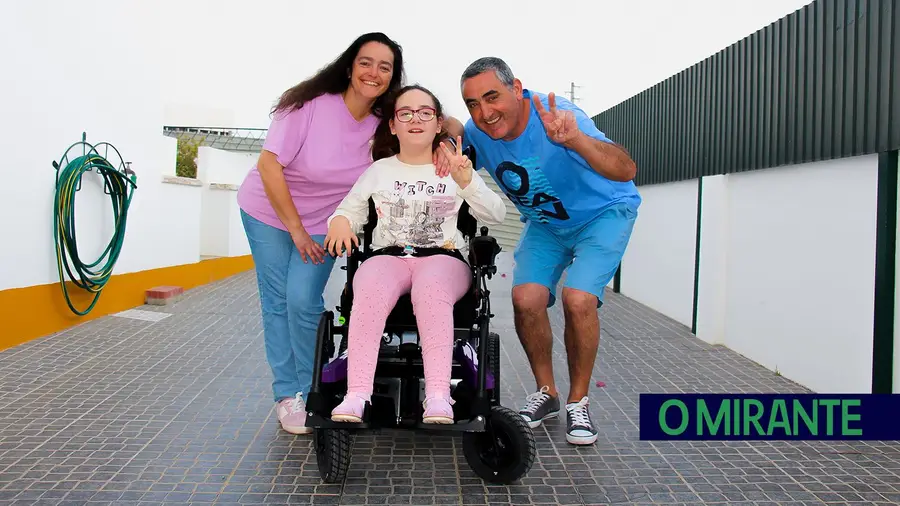 A Anita é bonita e precisa de ajuda