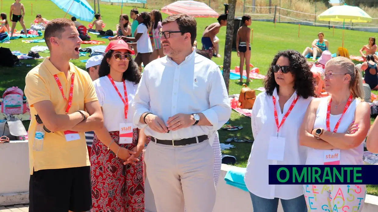 Dia Mundial da Criança festejado no complexo aquático de Santarém