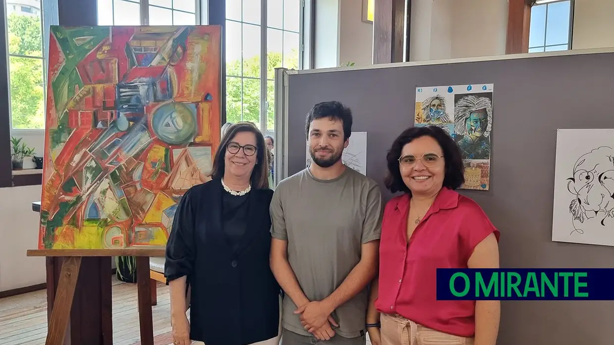 Exposição de arte bruta do Departamento de Psiquiatria em Santarém