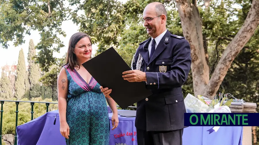 Sobralinho reconhece o mérito a quem se destaca pelo serviço à comunidade Sobralinho reconhece o mérito a quem se destaca pelo serviço à comunidade
