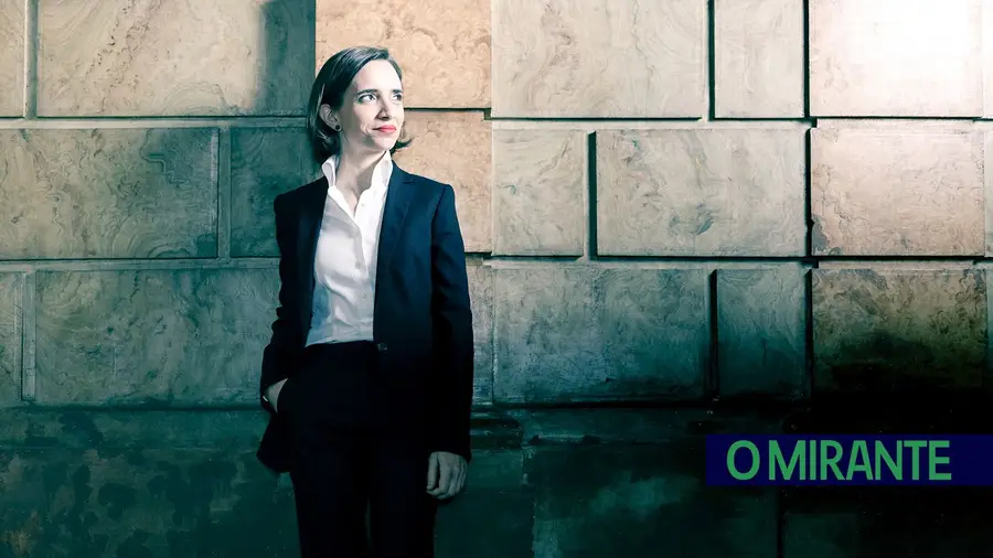 Pianista Marta Menezes estreia-se como solista com Orquestra Nacional de Espanha Pianista Marta Menezes estreia-se como solista com Orquestra Nacional de Espanha
