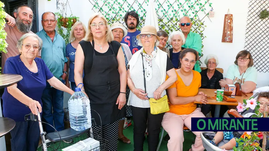 População de Arrifana contra fecho da única mercearia da aldeia População de Arrifana contra fecho da única mercearia da aldeia