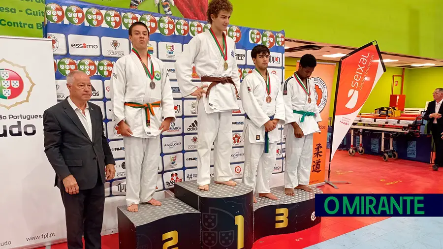Torres Novas com dois vice-campeões no nacional de juvenis de judo