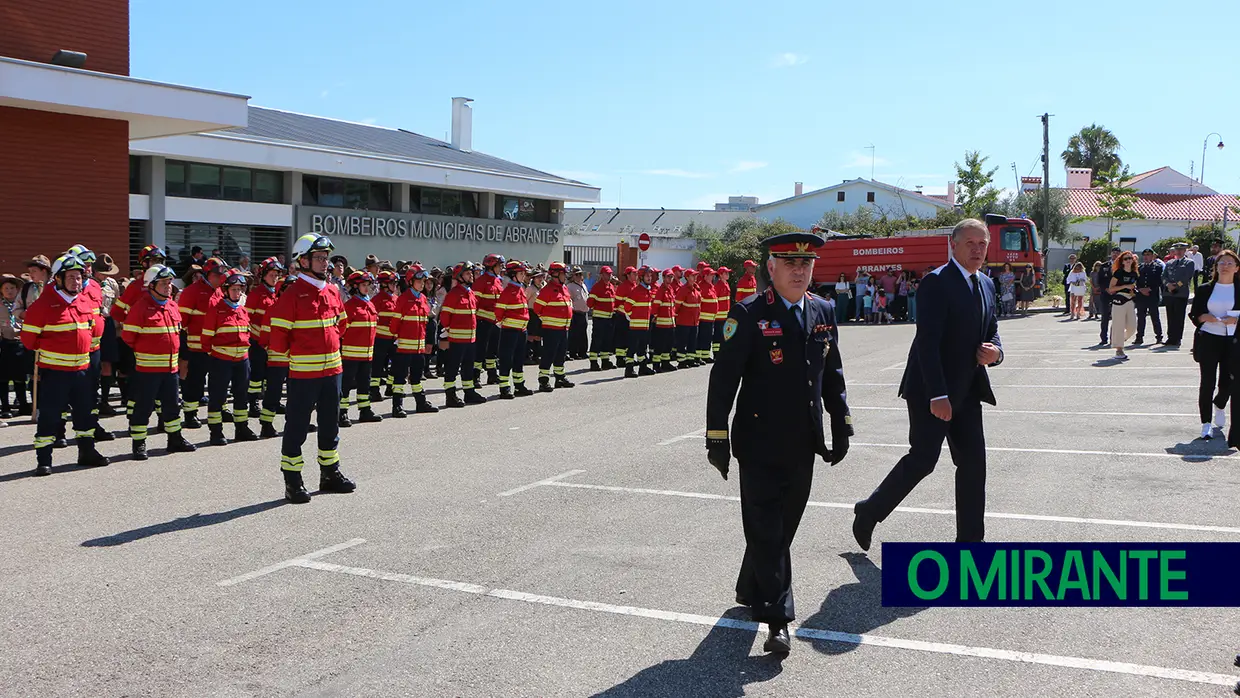 Abrantes agraciou bombeiros e escuteiros com medalhas de mérito no Dia da Cidade