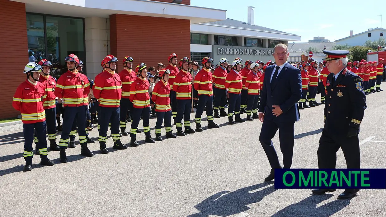 Abrantes agraciou bombeiros e escuteiros com medalhas de mérito no Dia da Cidade