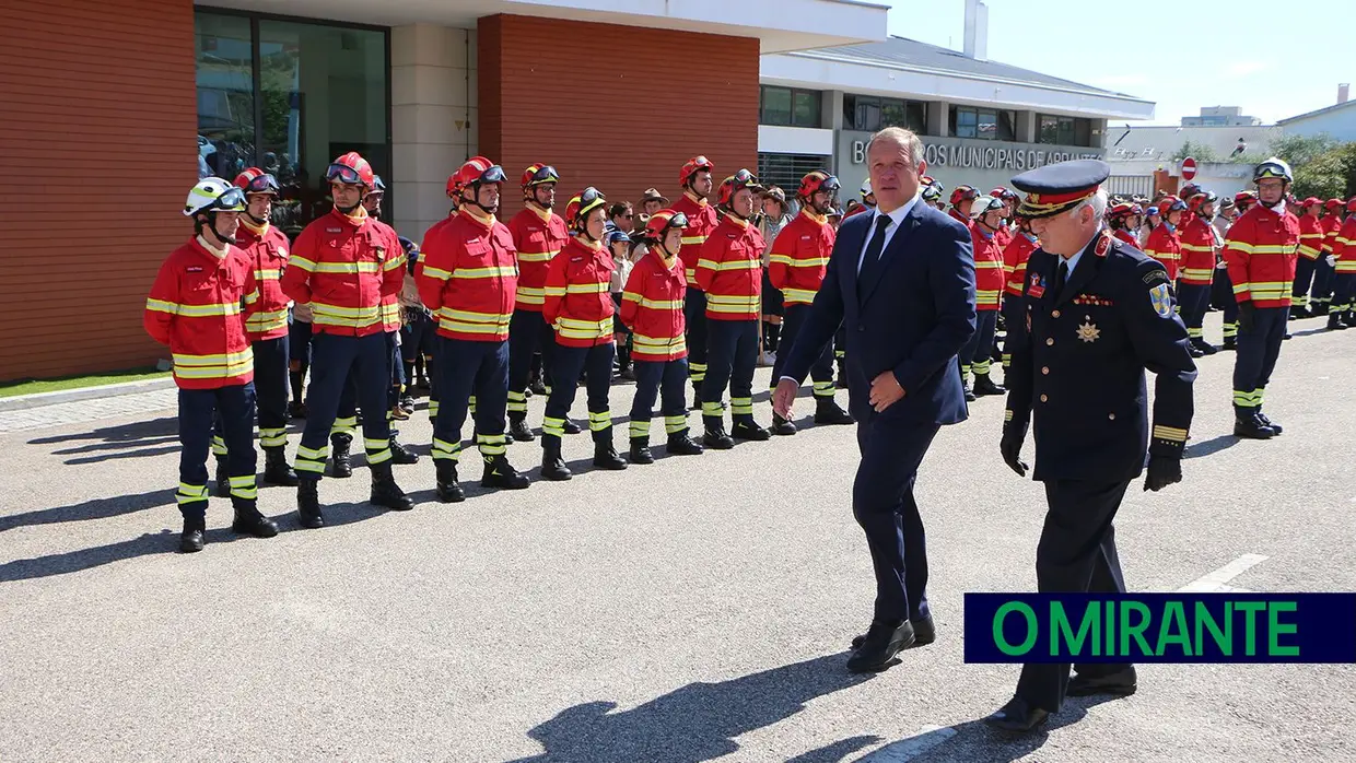 Abrantes agraciou bombeiros e escuteiros com medalhas de mérito no Dia da Cidade