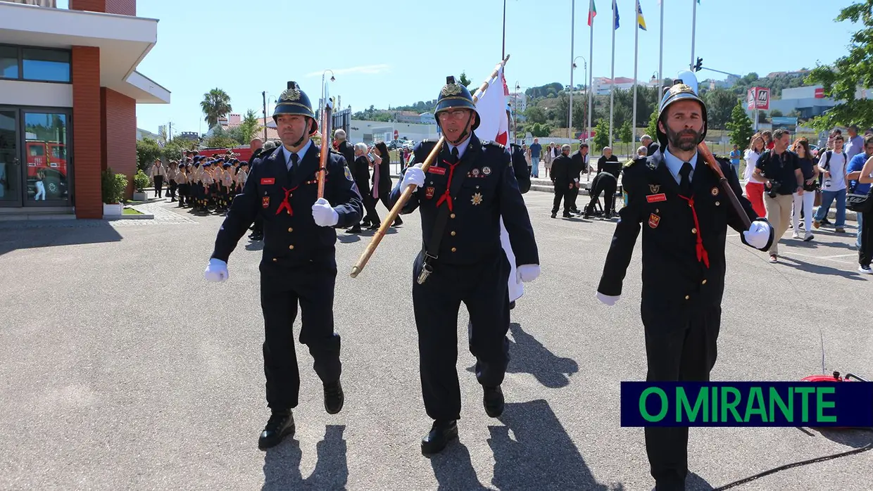 Abrantes agraciou bombeiros e escuteiros com medalhas de mérito no Dia da Cidade