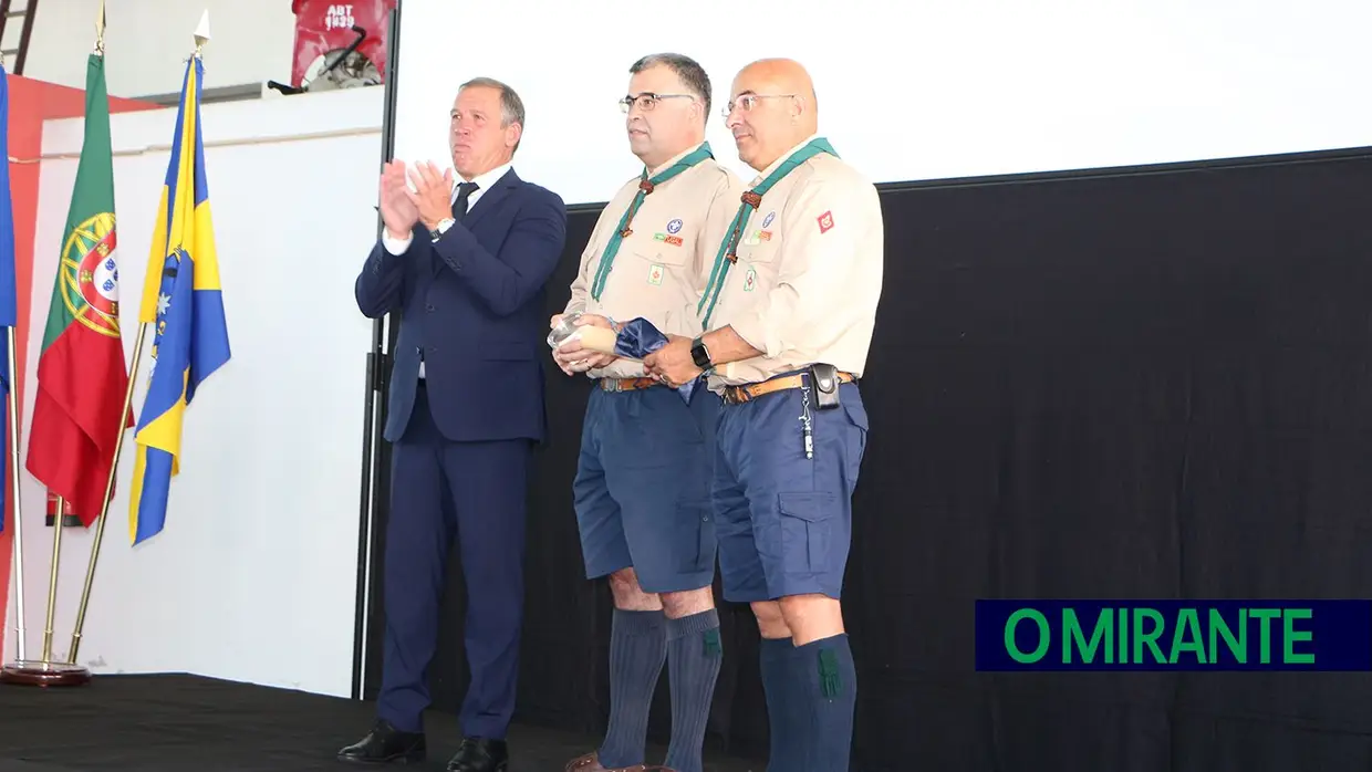 Abrantes agraciou bombeiros e escuteiros com medalhas de mérito no Dia da Cidade