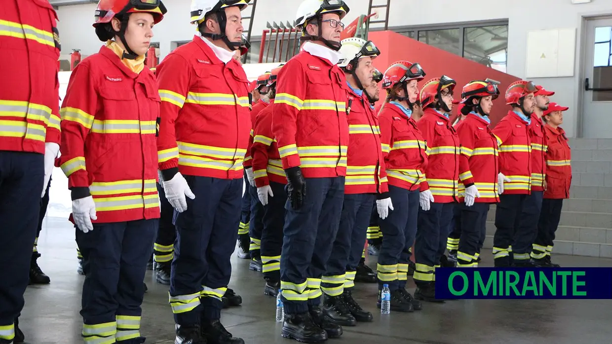 Abrantes agraciou bombeiros e escuteiros com medalhas de mérito no Dia da Cidade