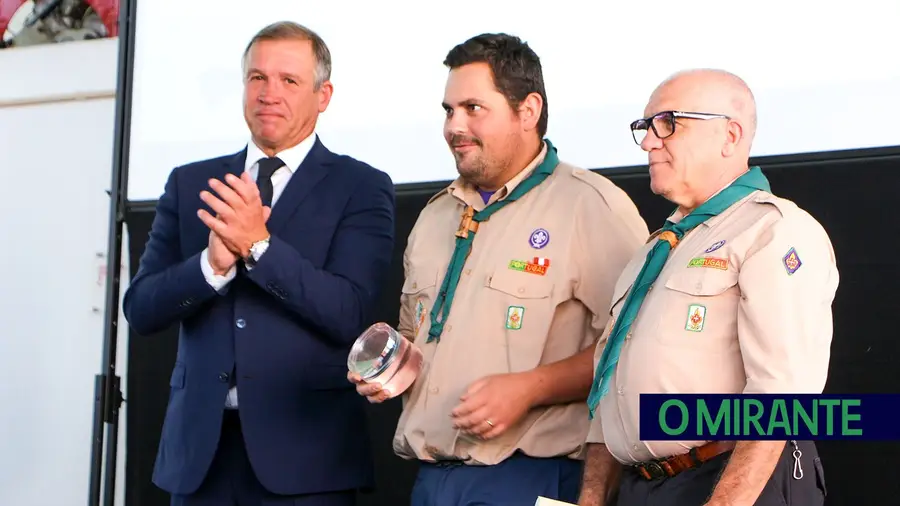 Abrantes agraciou bombeiros e escuteiros com medalhas de mérito no Dia da Cidade