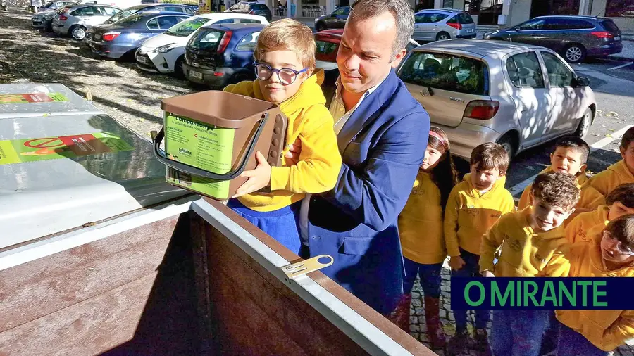 Torres Novas vai dar mais 500 compostores domésticos a quem tiver quintal Torres Novas vai dar mais 500 compostores domésticos a quem tiver quintal