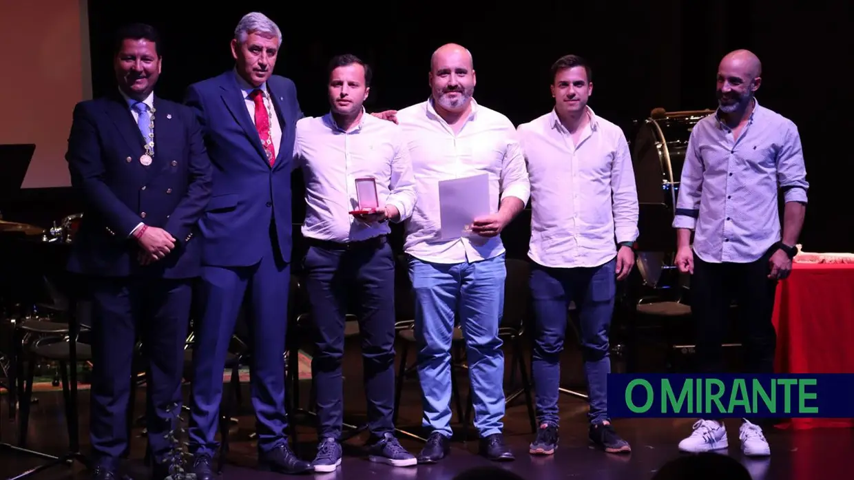 Dia do município de Ourém assinalado com homenagens e inaugurações