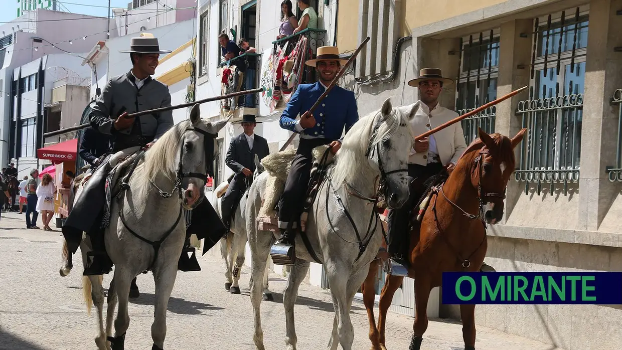 Milhares assistiram em Benavente à homenagem ao campino