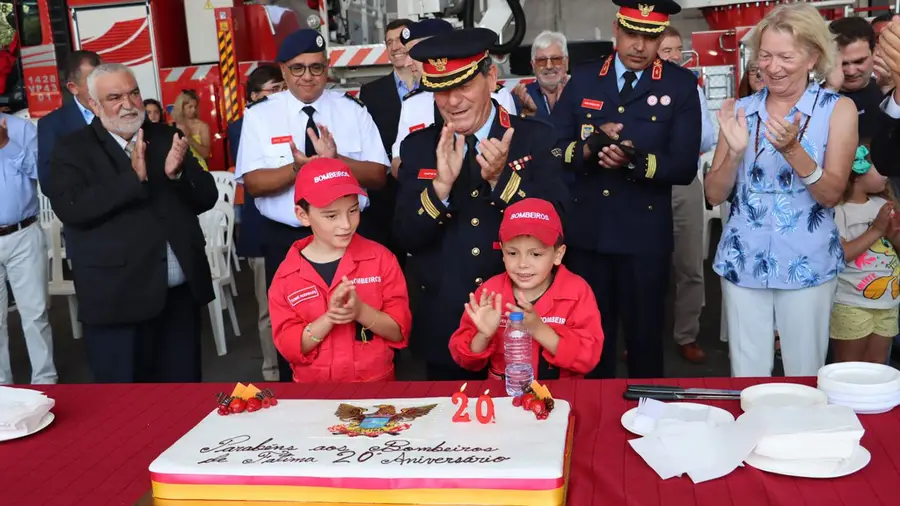 Bombeiros de Fátima comemoraram duas décadas de serviço à população Bombeiros de Fátima comemoraram duas décadas de serviço à população