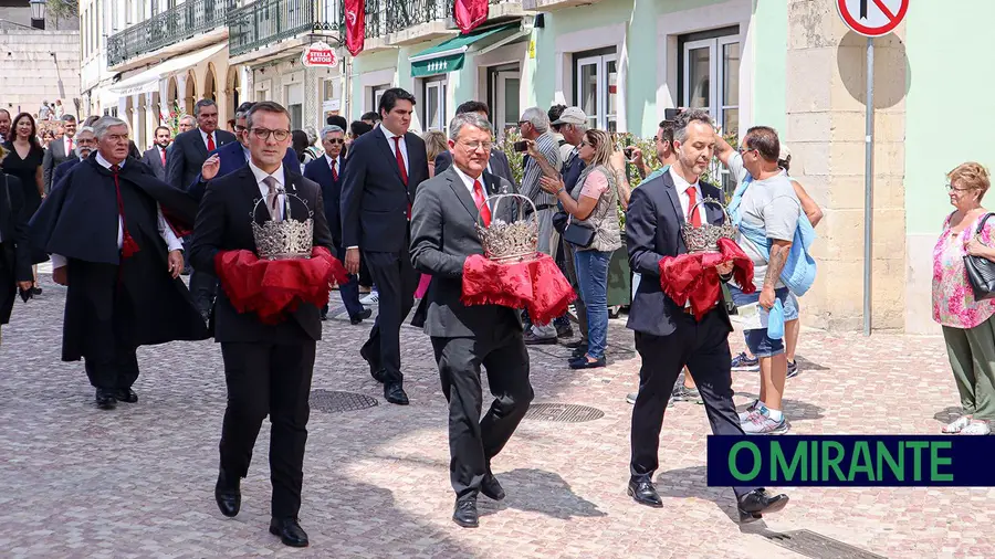 Festa dos Tabuleiros com cartaz musical de luxo e mais de um milhão de visitantes