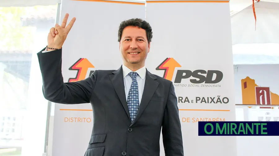 João Moura perde pelouros no grupo parlamentar mas não quer dar parte de fraco João Moura perde pelouros no grupo parlamentar mas não quer dar parte de fraco