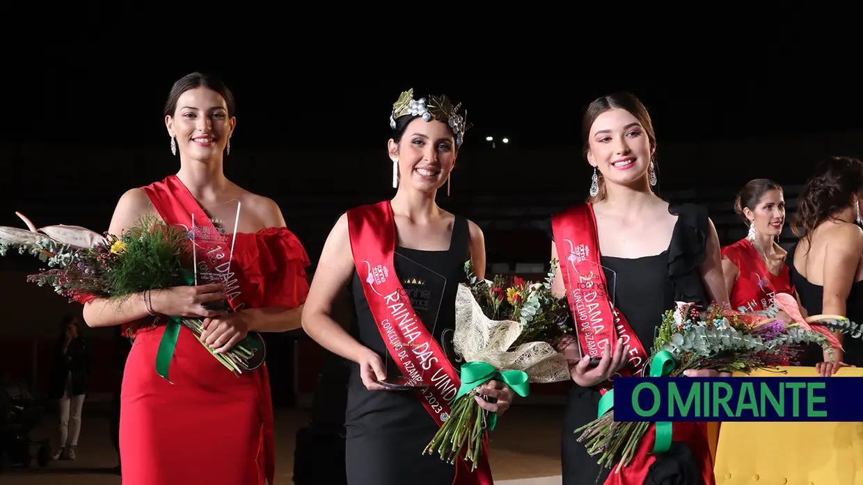Sete jovens desfilaram na final do concurso Rainha das Vindimas de Azambuja