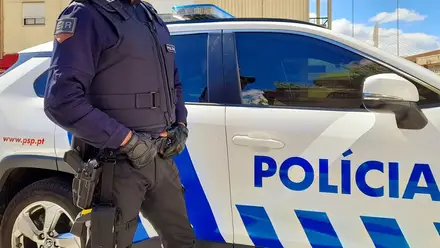 Criança apanhada a conduzir na Póvoa de Santa Iria