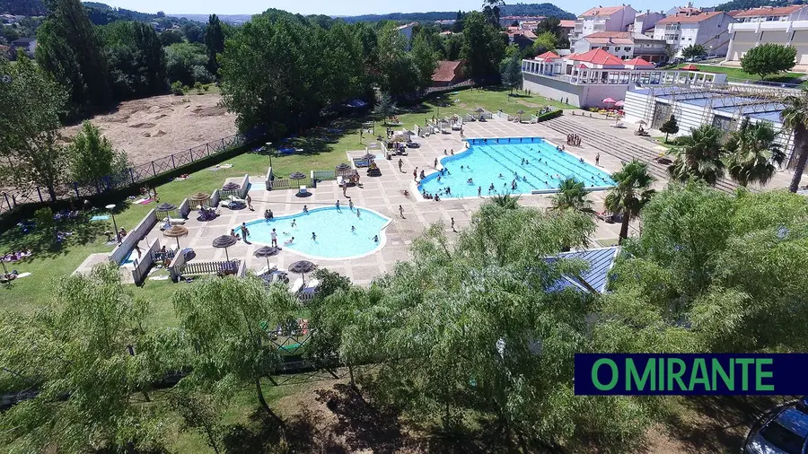 Ourém aprovou entradas gratuitas para IPSS nas piscinas municipais Ourém aprovou entradas gratuitas para IPSS nas piscinas municipais