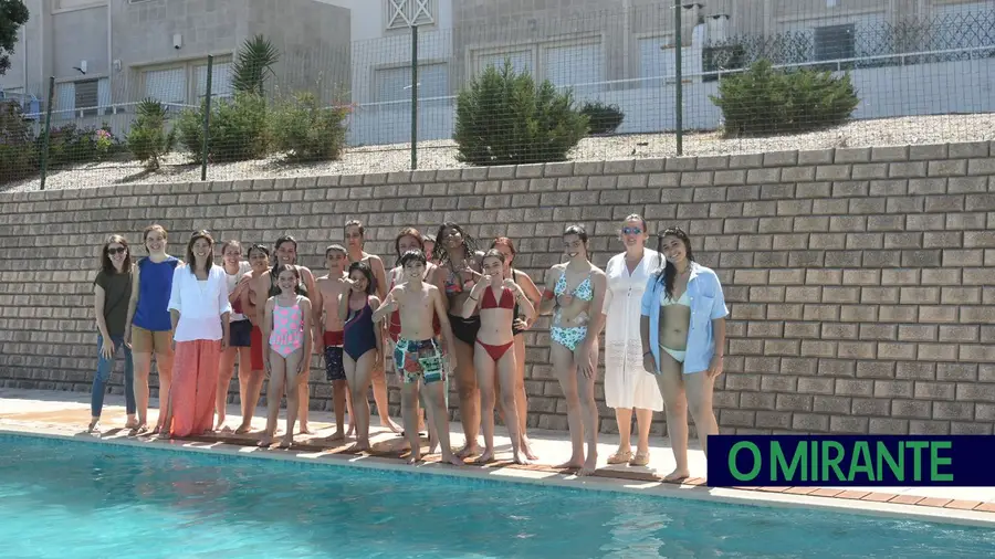 Grupo de Diabetes Pediátrica do Hospital de Santarém organizou aula de surf em Peniche