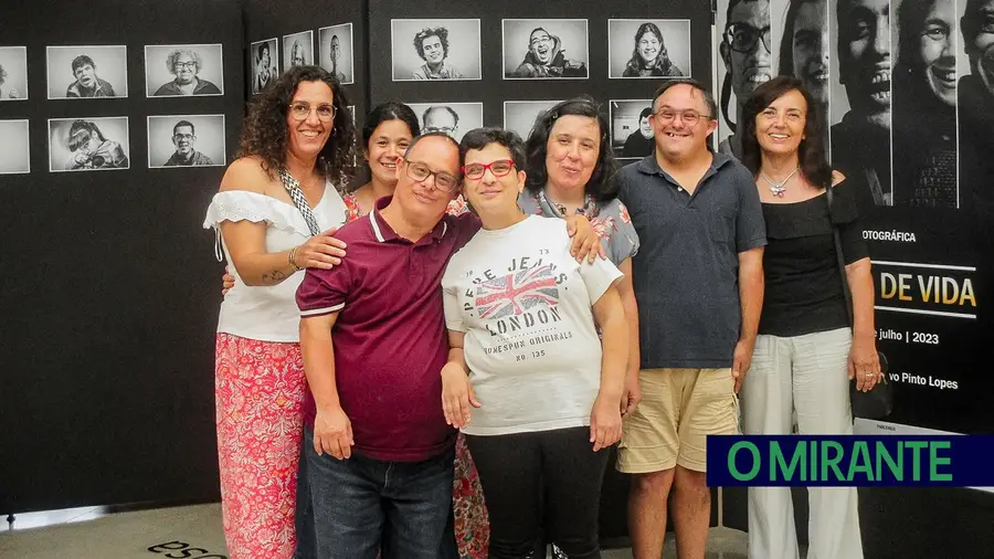 “Sorrisos de vida” é uma exposição pela inclusão e alegria de viver “Sorrisos de vida” é uma exposição pela inclusão e alegria de viver