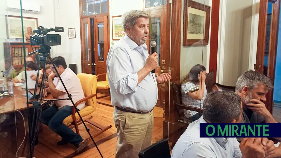 Empresários da Parreira envergonham Paulo Queimado por não responder a chamadas e emails Empresários da Parreira envergonham Paulo Queimado por não responder a chamadas e emails