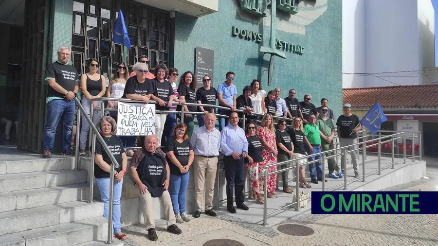 Oficiais de Justiça de VFX realizaram protesto Oficiais de Justiça de VFX realizaram protesto