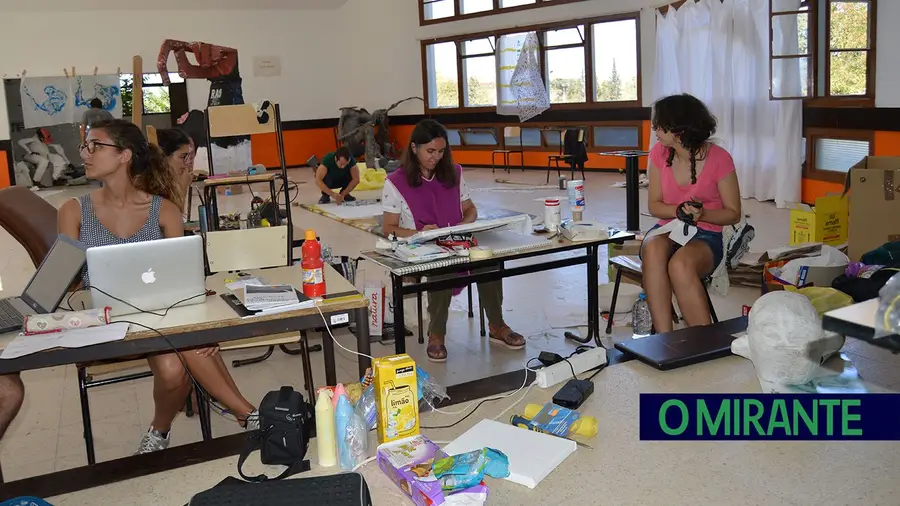 Câmara de Santarém quer reactivar escola do Salvador Câmara de Santarém quer reactivar escola do Salvador