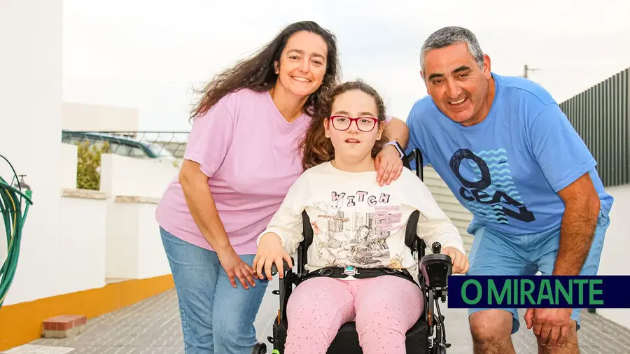 Comunidade mobilizou-se para ajudar pais de Anita a comprar automóvel adaptado Comunidade mobilizou-se para ajudar pais de Anita a comprar automóvel adaptado